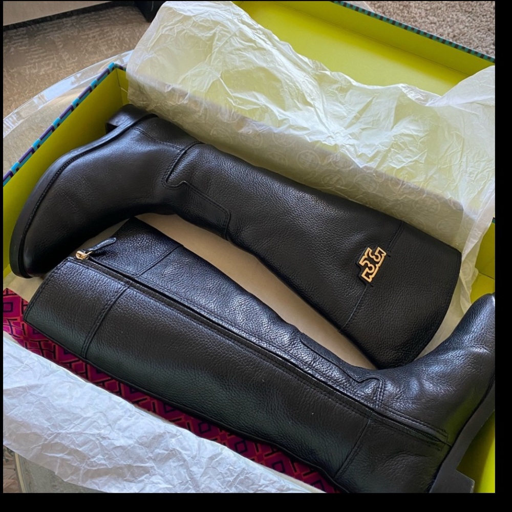 Tory Burch Riding boot